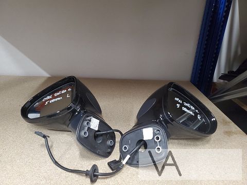 Opel Zafira C 2012 - 2018 spiegel rechts zwart / groen €150