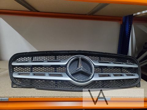Mercedes GLA X156 2013 - 2022 grille met VERLICHT logo AMG