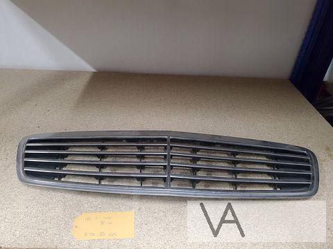 Mercedes S klasse W220 1998 tot 2002 grille a2208800383 €40