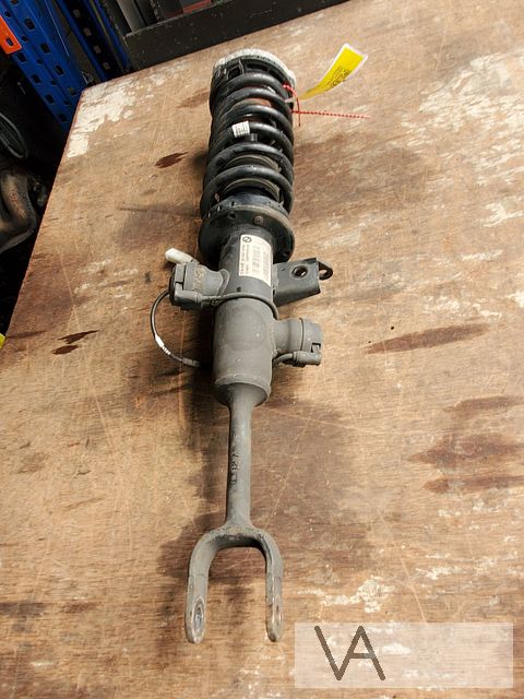 BMW 7 serie F01 5 GT 2009 - 2016 veerpoot linksvoor 6796925