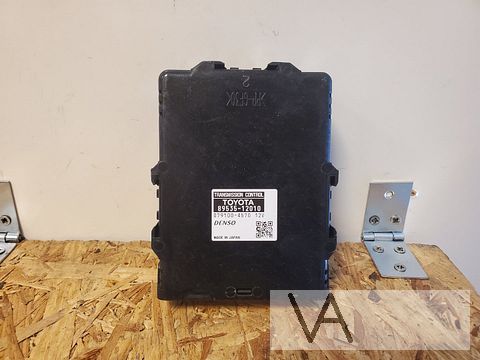 Toyota Auris 2012 - 2018 module automaatbak 89535-12010 €40