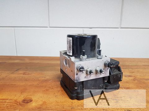 ABS pomp Volvo V70 XC70 S80 XC60 31329139 2007 - 2015 €30