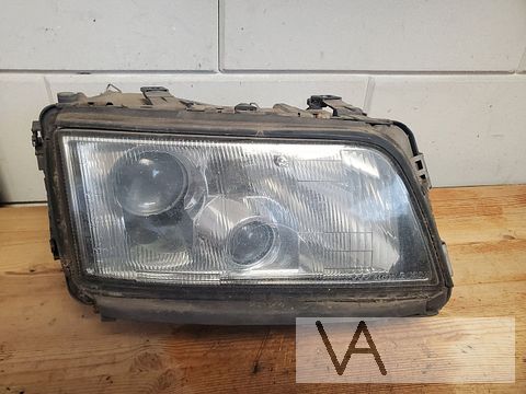 Audi A8 1994 - 1998 koplamp rechts pitje in glas ORIGINEEL
