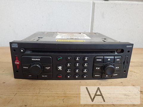 Peugeot 807 Citroen C8 radio met navigatie 14005552xt €100