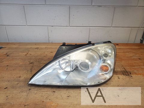 Ford Galaxy 2000 - 2006 xenon koplamp links met module €100