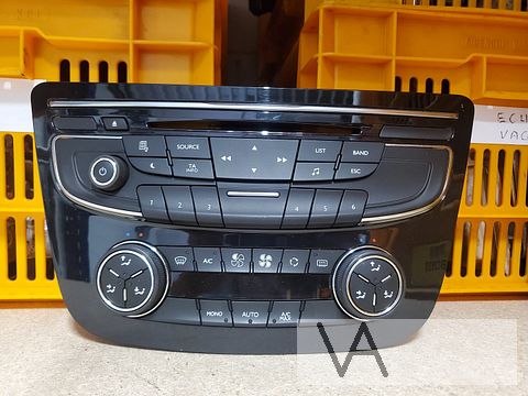 Peugeot 508 2010 - 2016 kachel / radio bediening paneel €40
