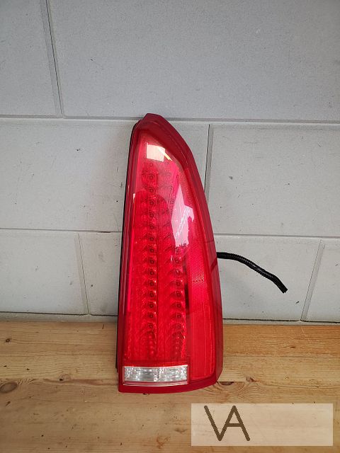 Cadillac DTS 2005 -2011 achterlicht rechts led 15777302 €250