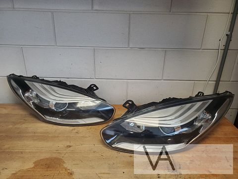 Renault Megane 3 facelift koplamp rechts 260100923r 13 - 16