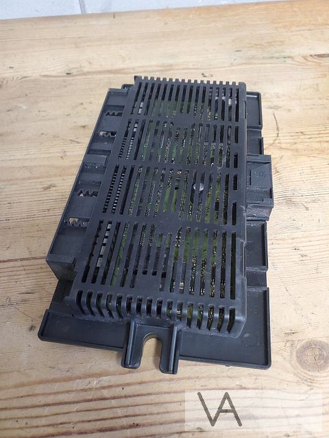 BMW 1 serie E87 2004 - 2012 verlichting module LEAR 6961130