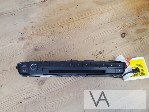 BMW 1 serie F20 F21 / 3 F30 F31 radio bedieningspaneel €30