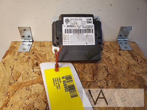VW Caddy 2015 - 2020 airbag module 2k5959655 NIET AFGEGAAN