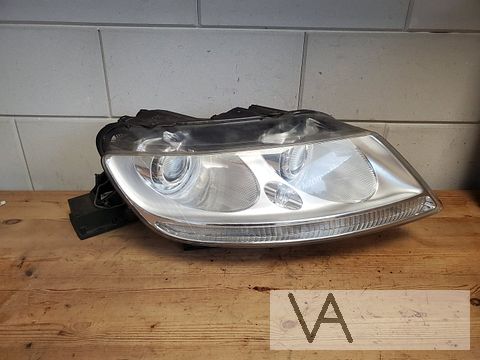 VW Phaeton 3d 2002 -2010 xenon koplamp rechts met bocht €150