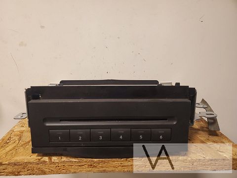 Mercedes E klasse W211  ML W164 cd wisselaar dashboardkastje