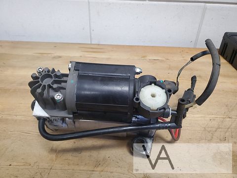Mercedes E klasse W211 02 - 09 compressor luchtvering NIEUW