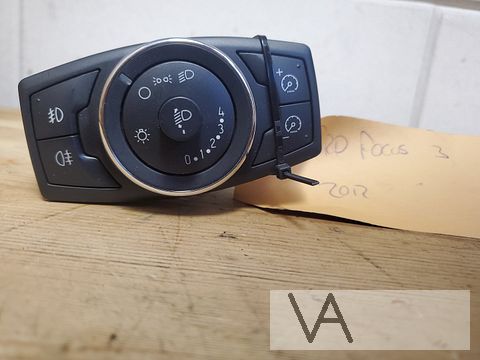 Ford Focus 3 2011 - 2019 lichtschakelaar bm5t13a024ab €30