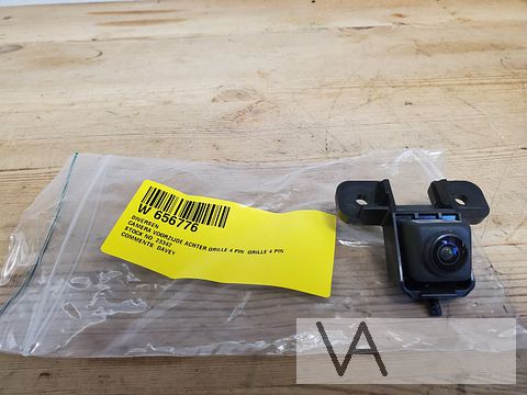 Renault Captur 2 2020 - 2024 camera voor in de grille €100