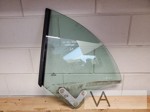 VW Volkswagen New beetle cabrio raam ruit links achter €350