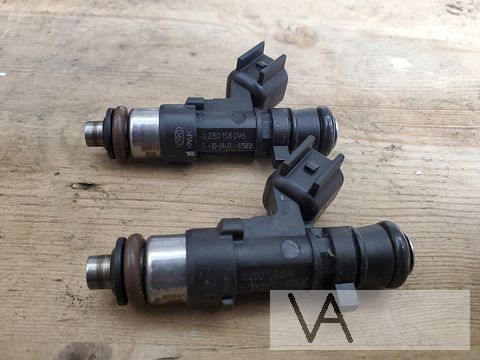 Volvo S40 V50 C70 / Ford Focus ST 2.5 benzine injector €20st