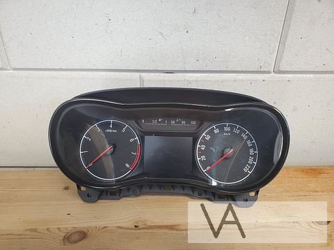 Opel Corsa E 2014 - 2020 tellerklok cockpit 39056369 €40