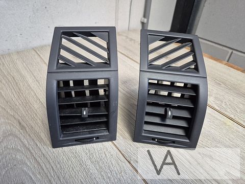 Chrysler 300c 300 c 2004 - 2010 luchtrooster zijkant dash