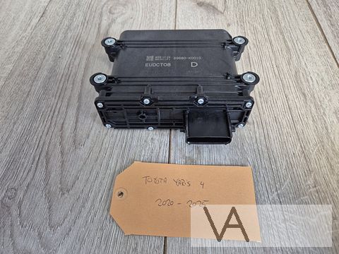 Toyota Yaris / Yaris Cross 2020 - 2025 handrem computer €40