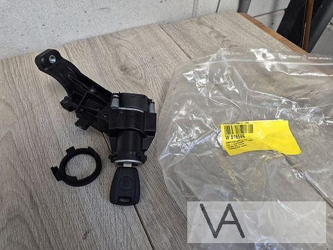 Fiat Punto evo 2009 - 2017 contactslot met sleutel €30