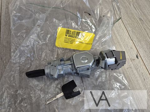 Ford S-max en Galaxy 2006 - 2015 contactslot met sleutel €30