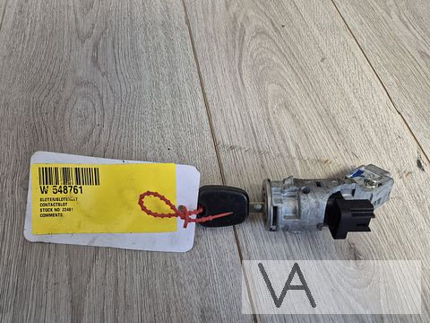 Citroen C4 2004 - 2010 contactslot met sleutel setje €30