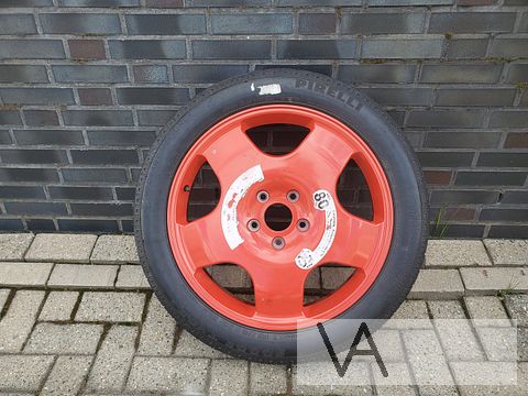 Bentley Bentayga Audi Q7 Urus Porsche Cayenne thuiskomer