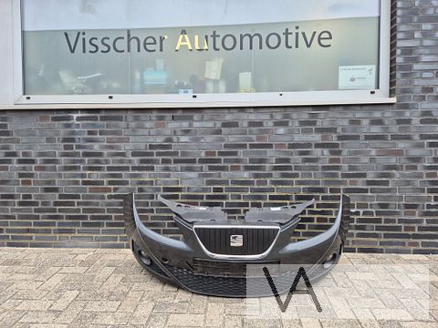 Seat Ibiza 6j 2008 -2013 voorbumper grijs dichte grille €150
