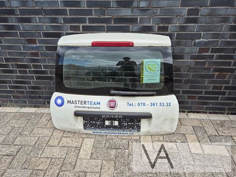 Fiat Panda 2012 - 2020 achterklep wit met stickers €200