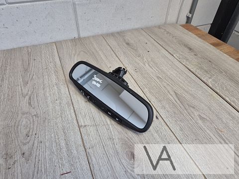 Chrysler 300c 2004 - 2010 binnenspiegel met Uconnect €75
