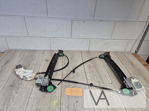 Nissan Micra cc 2005 - 2009 raammechaniek rechts voor €150