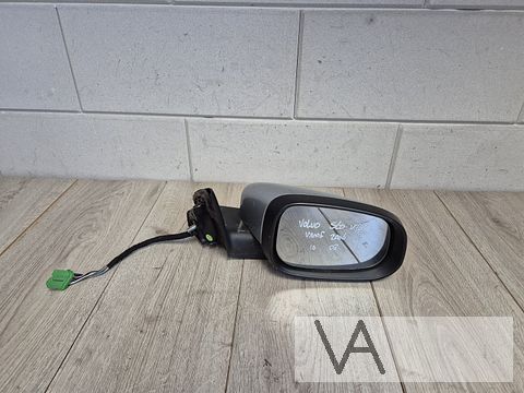 Volvo S60 06-10 / V70 06-07 spiegel rechts KNIPPERLICHT €100