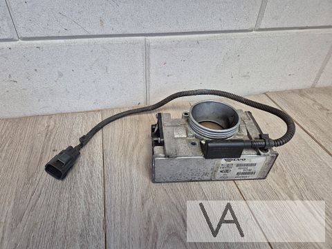 Volvo S60 V70 S80 1999 -2007 gasklephuis 2.4 benzine 8644345