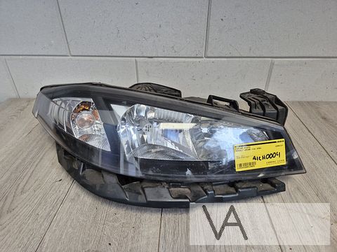 Renault Laguna 2 facelift koplamp 2005 - 2009 rechts €50