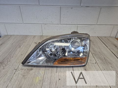 Kia Sorento 2007 - 2011 koplamp links facelift model €40