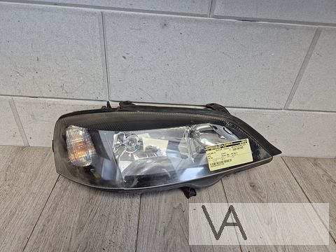 Opel Astra G 1998 - 2004 koplamp rechts zwarte inleg €25