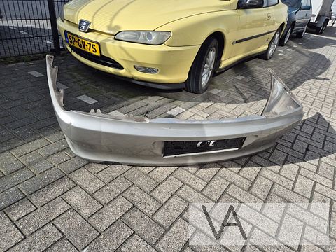 Peugeot 406 coupe 1997 -2005 achterbumper zie de foto's €100