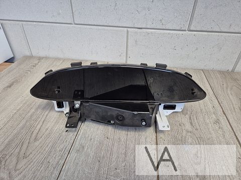 Toyota Yaris 2 2005 - 2012 cockpit tellerklok tellerhuis €50