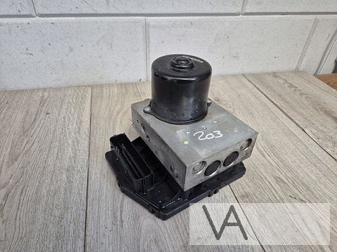 Mercedes C klasse W203 2000 - 2007 abs pomp a0044310512 €100