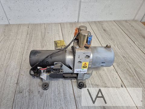 Renault Megane CC 2004 - 2009 cabriodak motor dakpomp €75