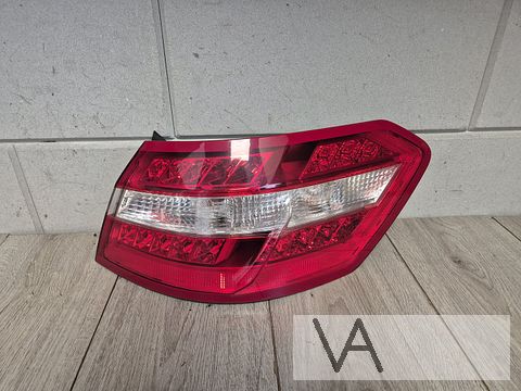 Mercedes E klasse W212 achterlicht rechts 2009 - 2013 SEDAN