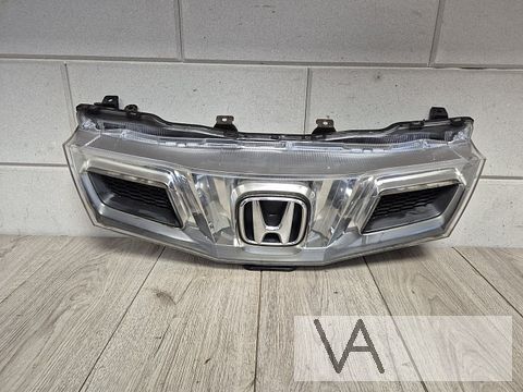 Honda Civic hatchback 2005 - 2011 grille facelift €150