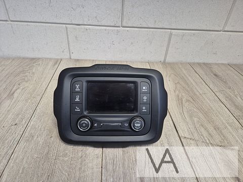 Jeep Renegade 2014 - 2020 radio met navigatie functie €300