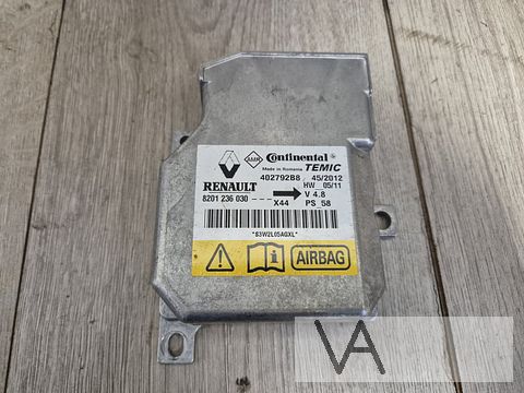 Renault Twingo 2 2007 - 2014 airbag module 8201236030 €30