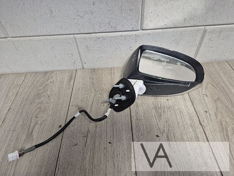 Toyota Avensis t27 2008 - 2016 spiegel rechts kleur wit €75