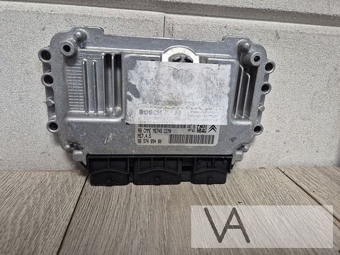 Citroen C4 2004 - 2008 ecu motorcomputer 1.6 benzine NFU €30