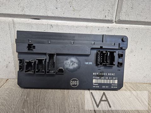Mercedes Vito W639 2003 - 2014 zekeringkast SAM 6395450501