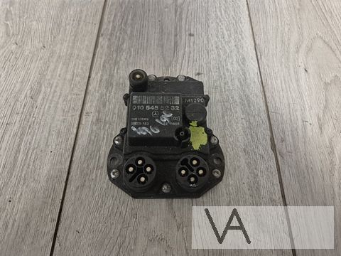 Mercedes 190 W201 module ontsteking 0105455232 1.8e €100